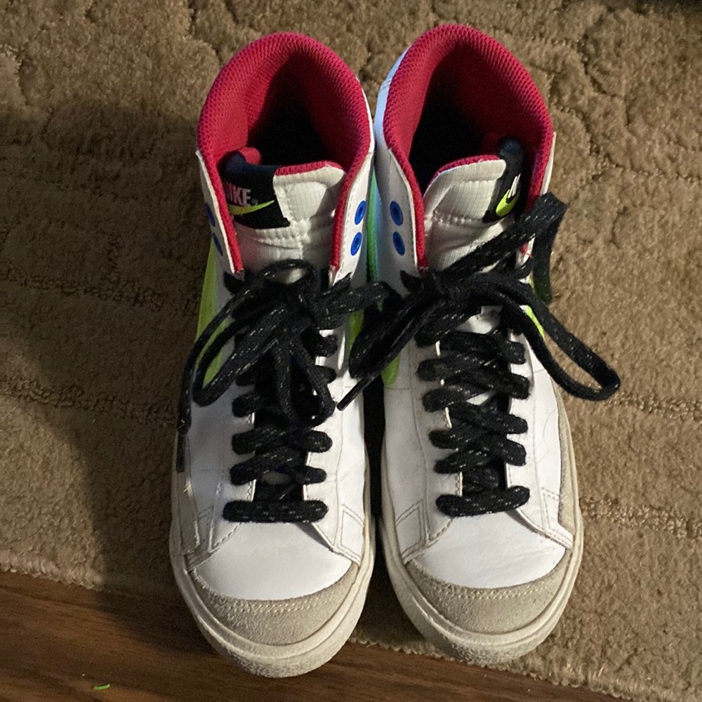 Youth Nike Blazers size 5